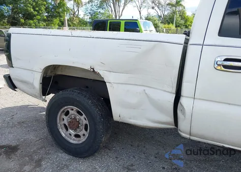 2004 Chevrolet Silverado 2500Hd Work Truck из США, поврежденный, VIN 1GCHC23284F256117